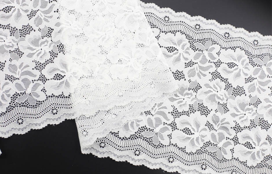 Sliver elastic trim lace